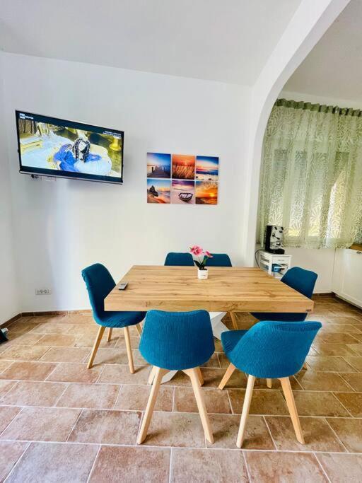 Maddy House - 50 Mt Dal Mare Βίλα Porto Santo Stefano  Εξωτερικό φωτογραφία