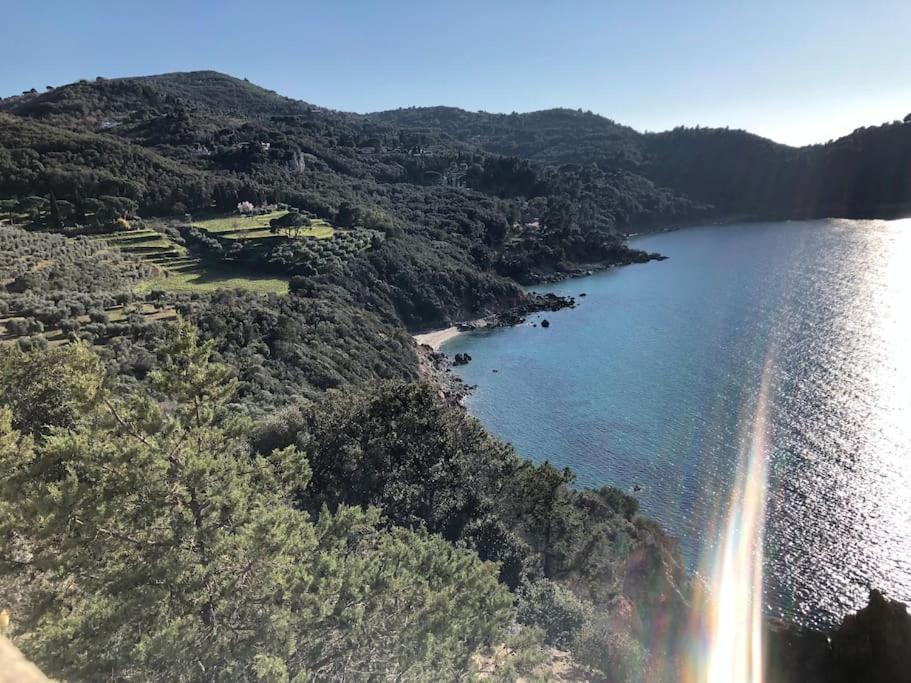 Maddy House - 50 Mt Dal Mare Βίλα Porto Santo Stefano  Εξωτερικό φωτογραφία